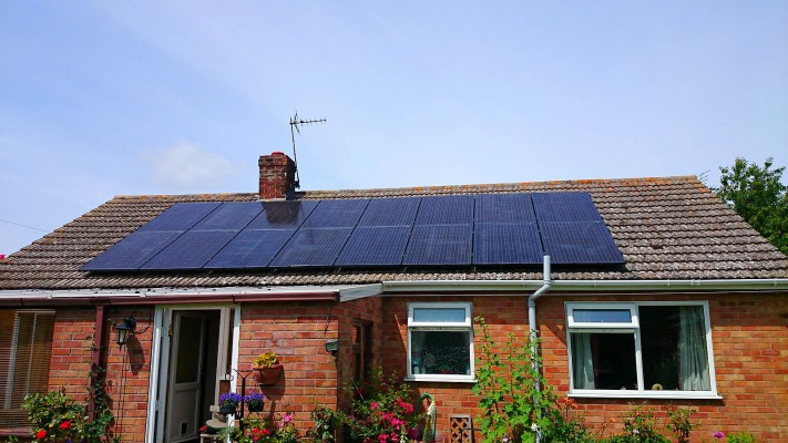 Solar panels producing enough electricy for a bungalow family in Cambridge